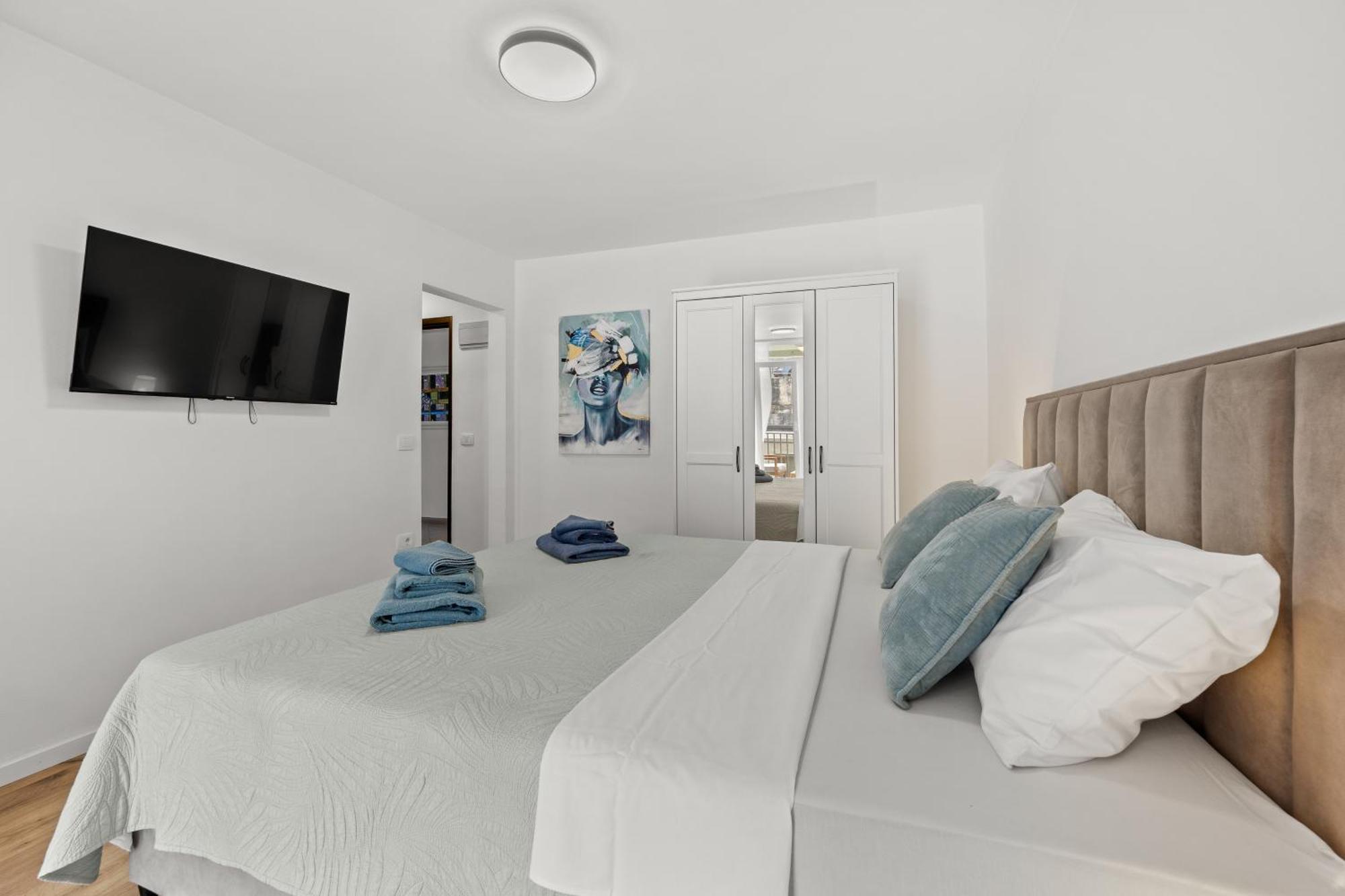New Fiore, Apartment *