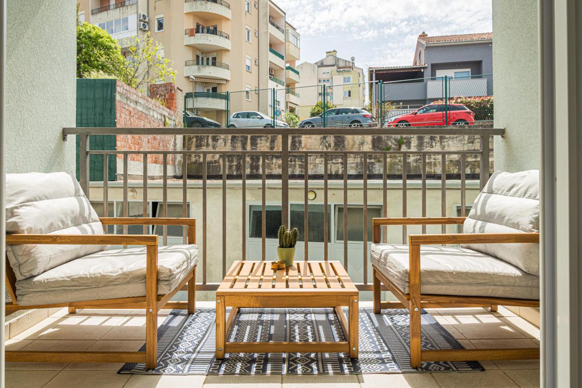New Fiore, Apartment